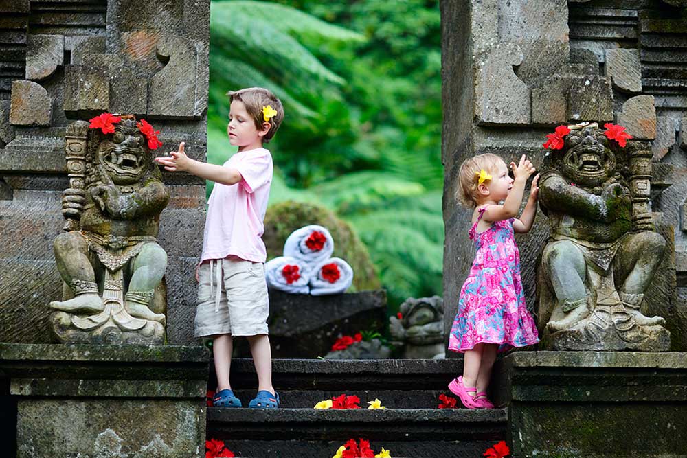 bali-great-for-kids-things-to-do-temple