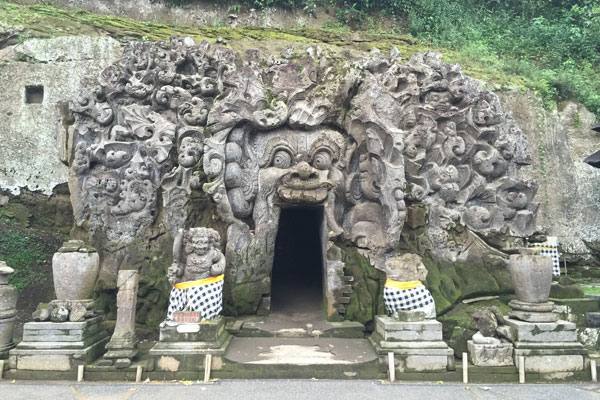 Bali.com