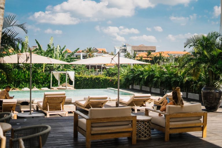 119024996 446667102911529 140554010096002337 o 768x512