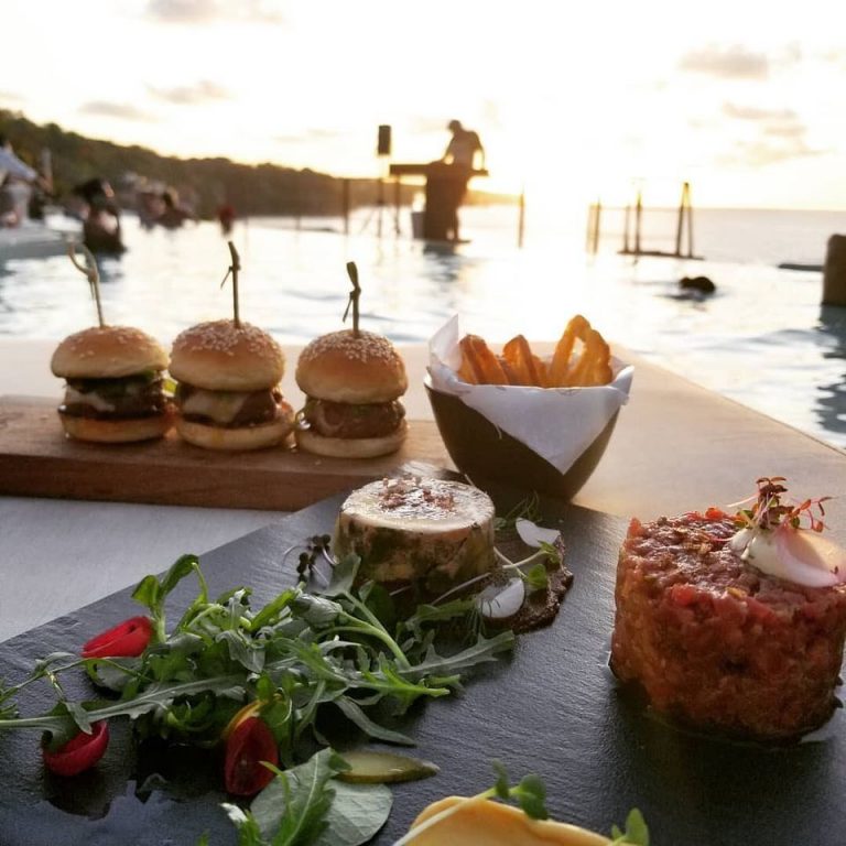 83467648 2648471728533451 3534384916374487040 o 768x768