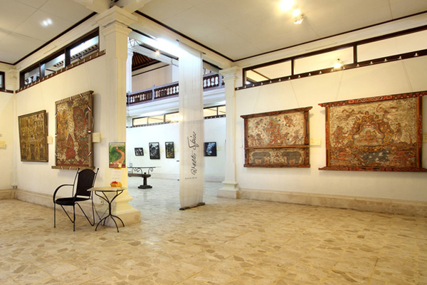 Bali.com