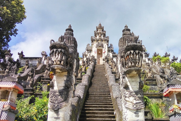 Bali.com