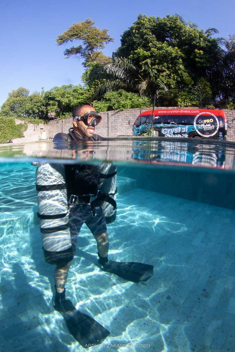 100769773 10157321636398202 2761789225459253248 o 768x1151