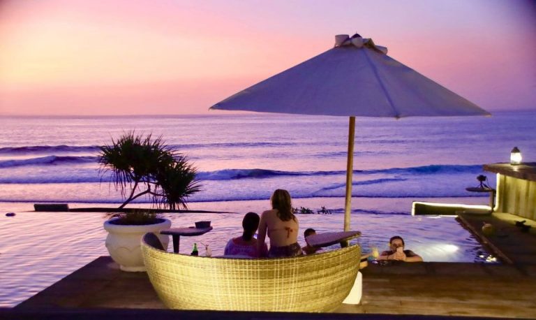 78399521 1189993474519926 504367071950274560 o 768x458