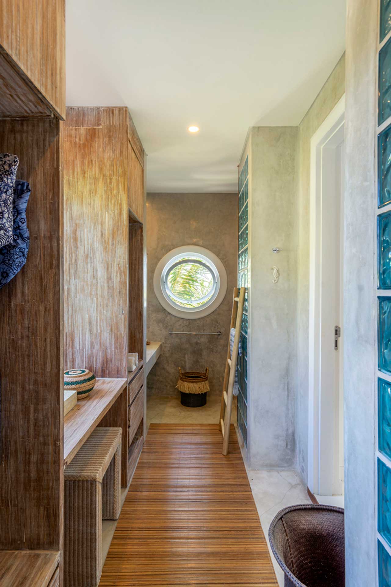 The Purist Villas Aqua Luxa bathroom 1