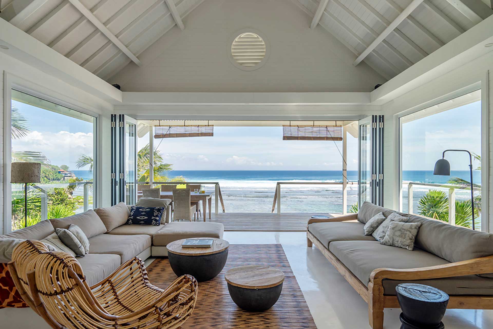 The Purist Villas Aqua Luxa livingroom 2