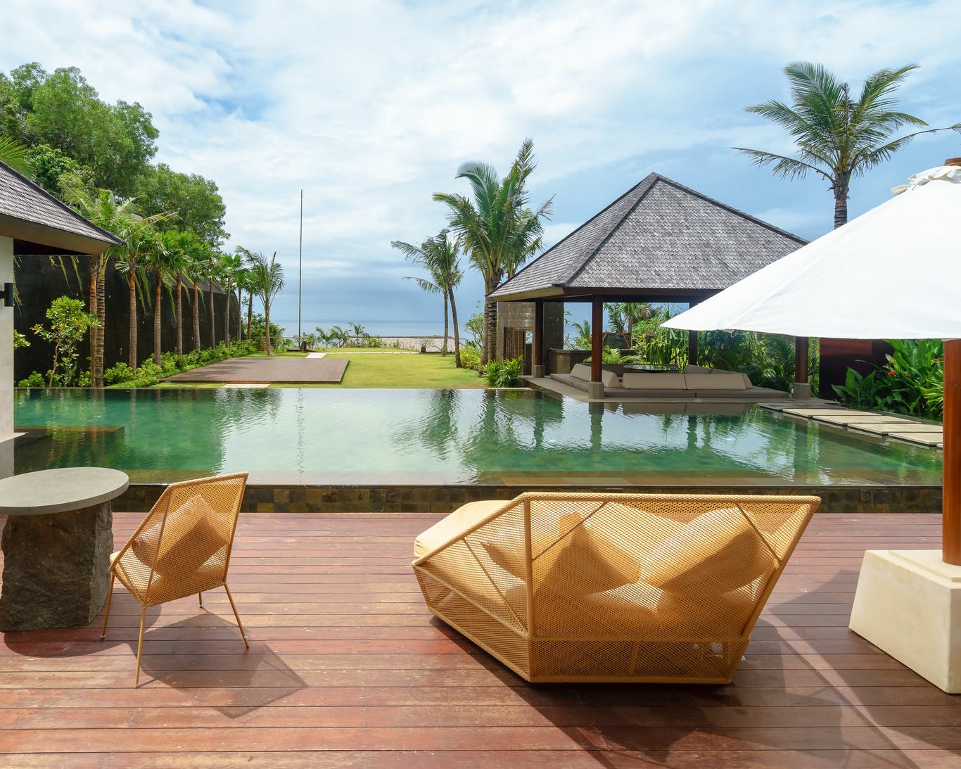 The Edge Villa - Bali.com