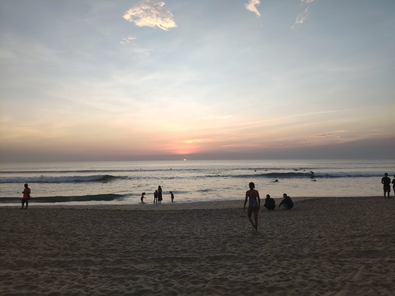bali legian beach 20191206 182820 768x576