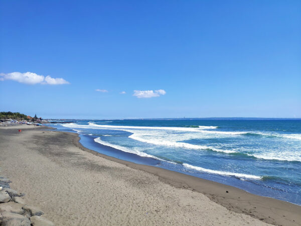 Echo Beach Canggu - Bali.com