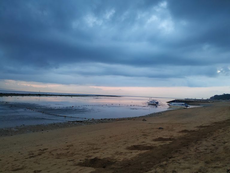 sindhu beach sanur balicom 768x576