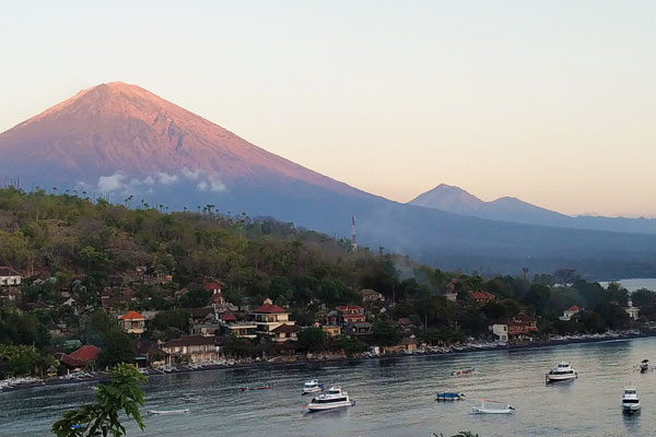 Bali.com