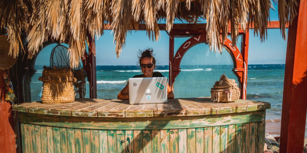 Bali.com
