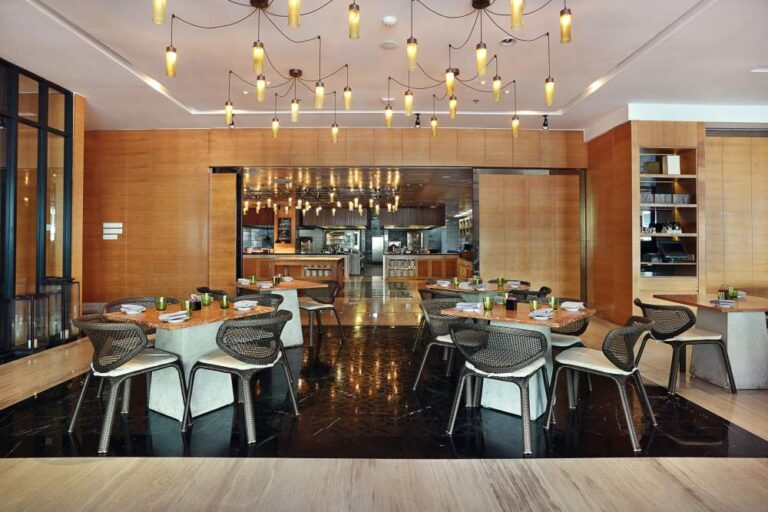 Stones Kitchen 3 1 768x512