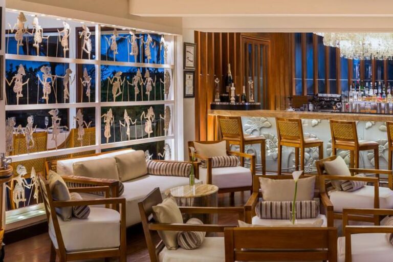 Kayuputi Dining 1200 768x512