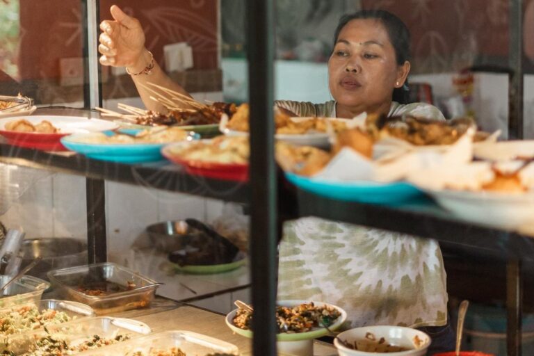 warung sika 1200 768x512