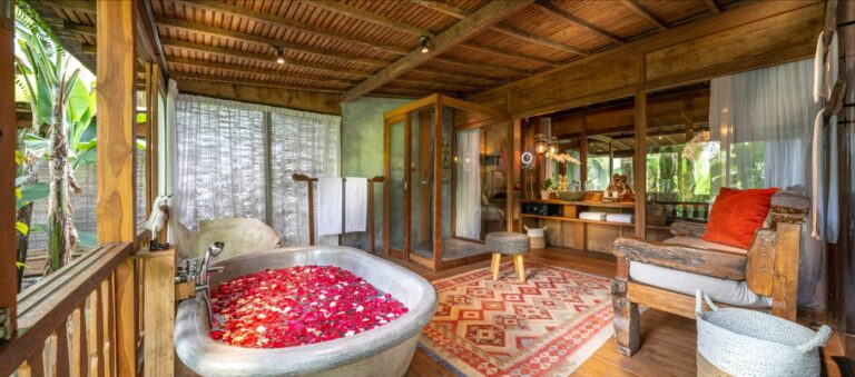 bali luxury private villa nag shampa 12 768x339