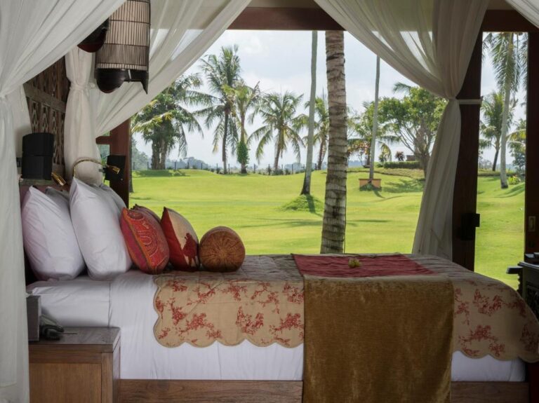 supreme luxury villa kaba kaba 5 768x575