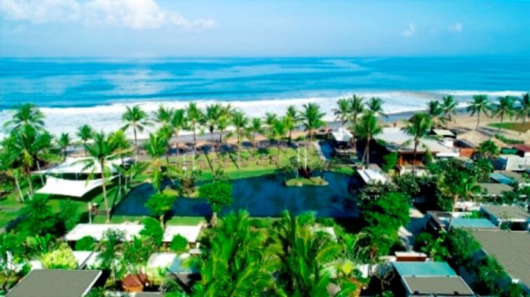 12 The Samaya Seminyak Aerial View 1 768x430