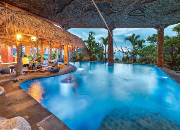 Bali.com