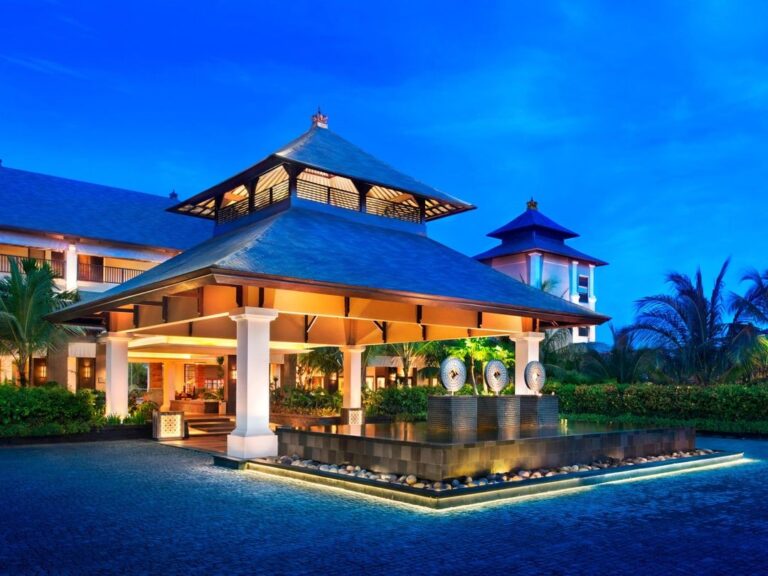 The St Regis Bali Resort Gate 1080 768x576