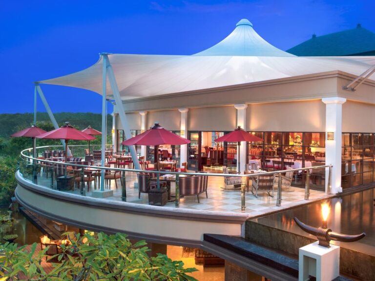 The St Regis Bali Resort Restaurant 1080 768x576