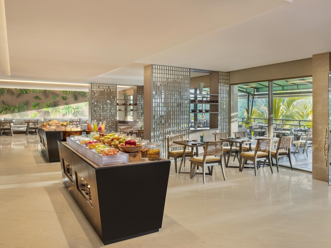 The Westin Resort Spa Ubud Bali Restaurant 1080