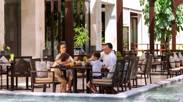 layang layang restaurant 1 768x432