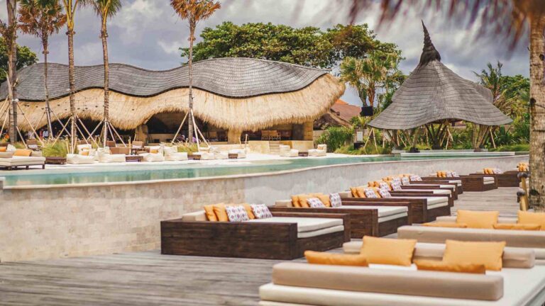 mari beach club 1 768x432
