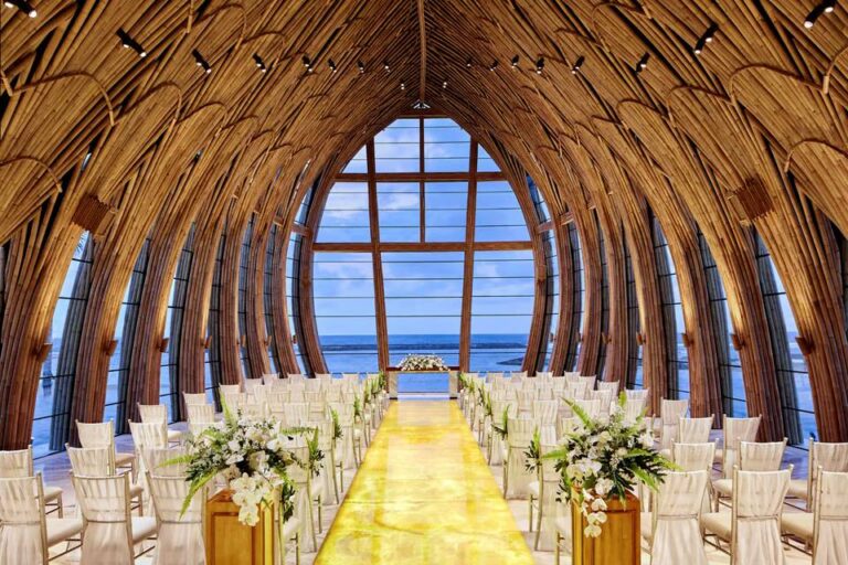 ocean front apurva chapel 768x512