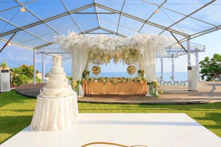 Pandawa cliff venue 1 768x512
