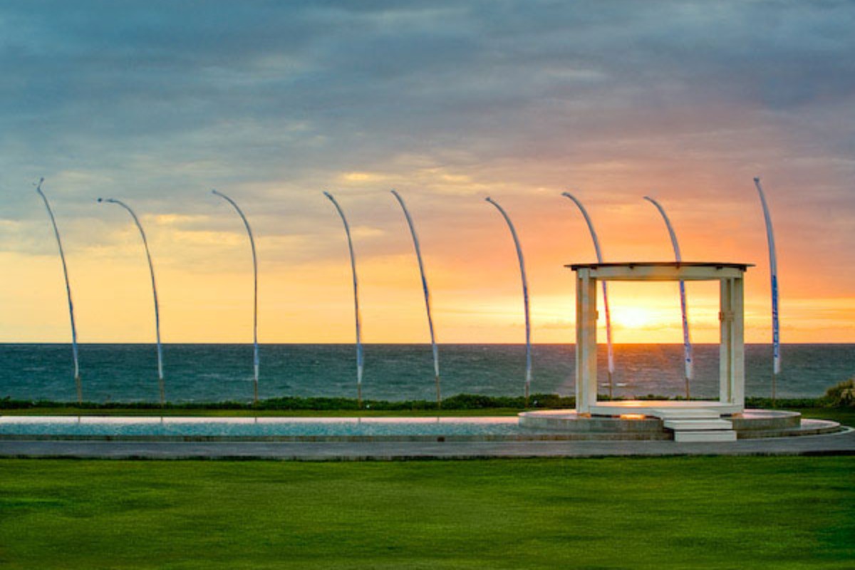 Phalosa Stage with flags set at sunset 1