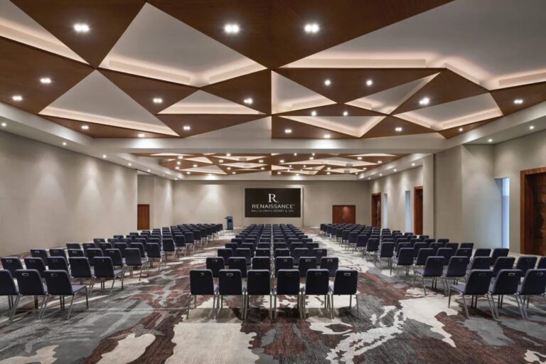 dpsuw ballroom 3202 hor clsc 768x512