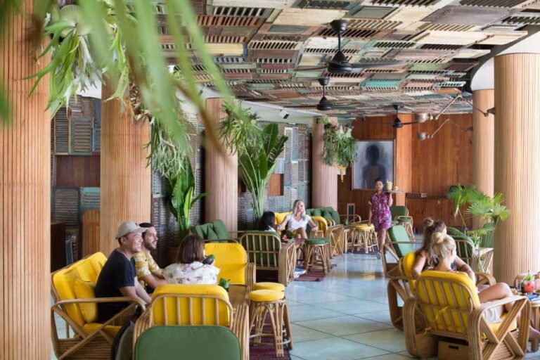 desa potato head seminyak beach club 03.jpg 768x512