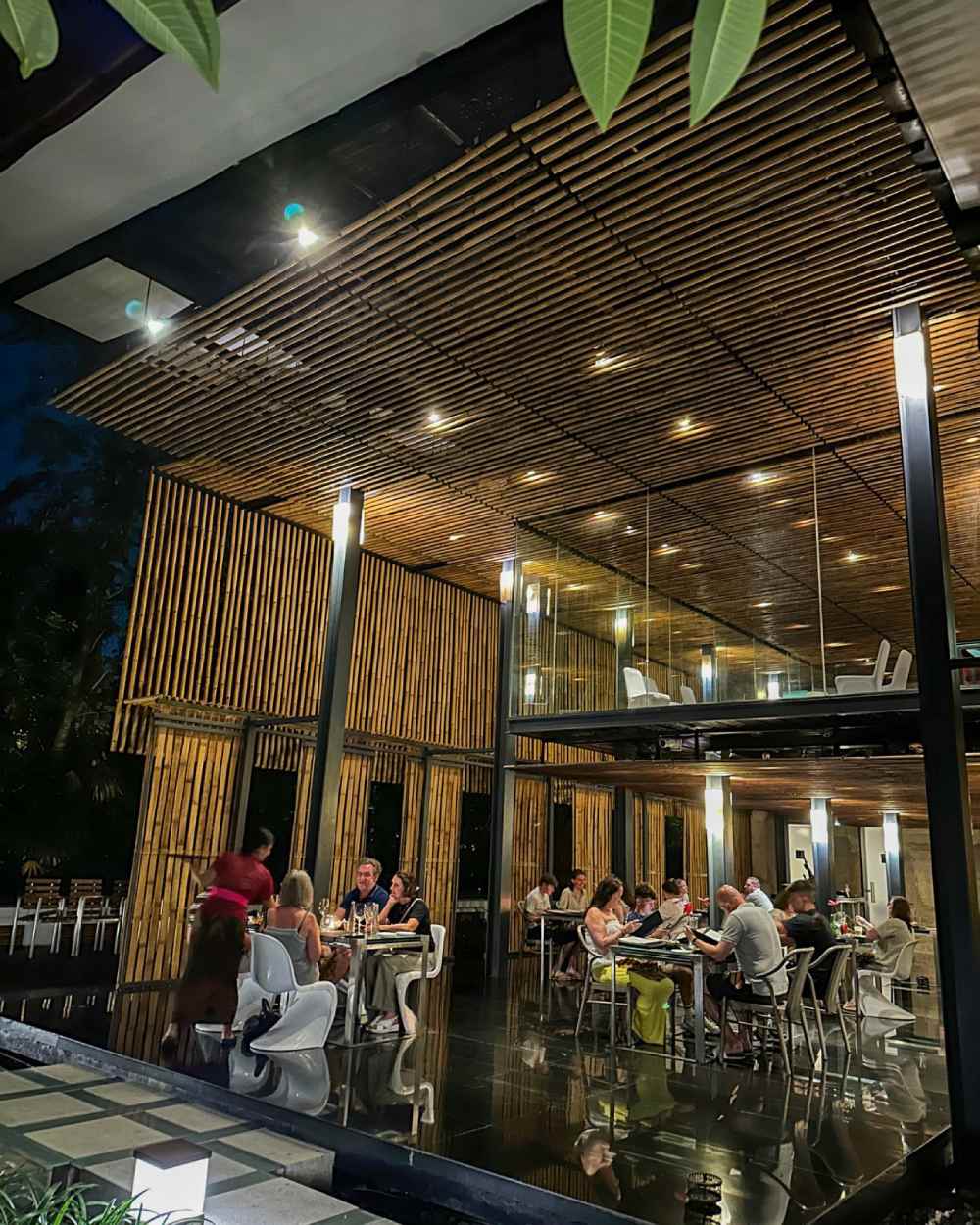 Tetaring restaurants 5 2