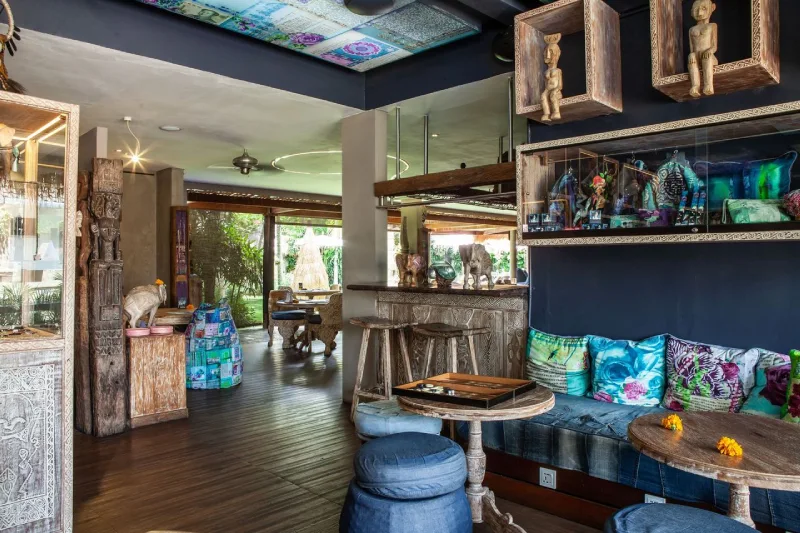 Bali.com