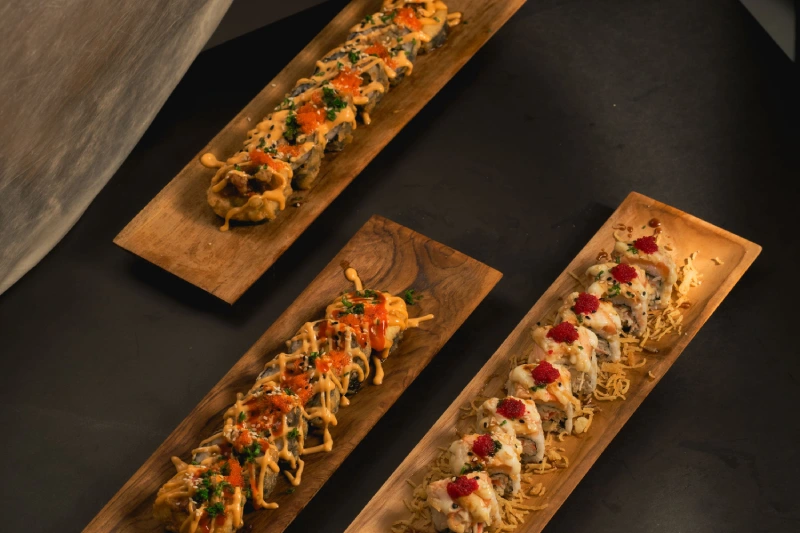 Tanuki Sushi & Bar